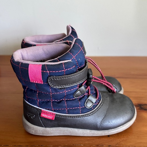 Kids' Quilted Winter Boots - Gray and Pink - Picture 5 of 5